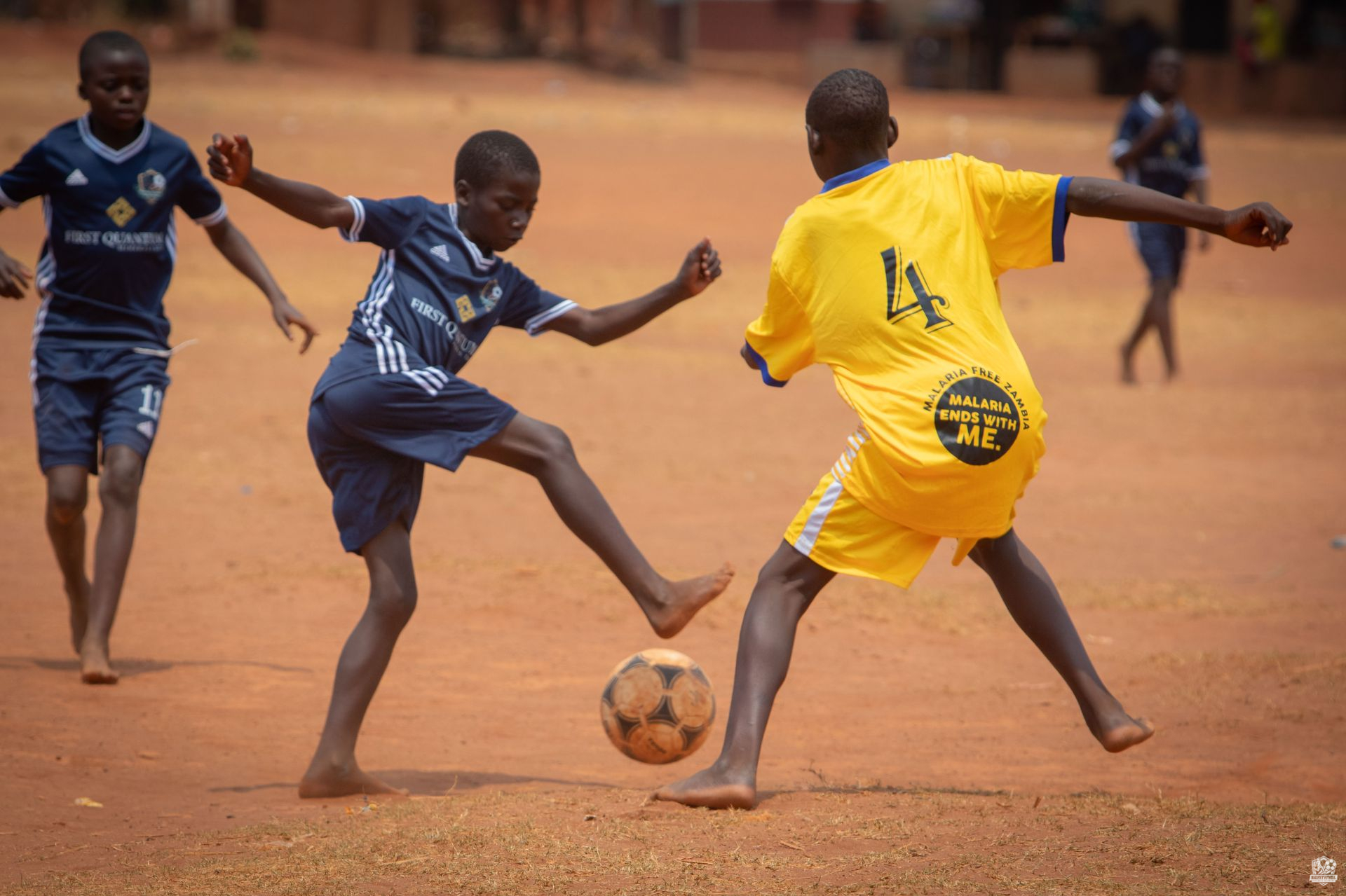Defending champions Chitungu, Kanzala advance on day three